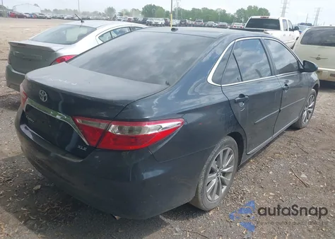 2017 Toyota Camry Xle z USA, uszkodzony, nr VIN 4T1BF1FK2HU759707